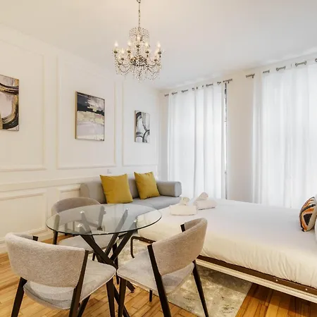 Chaos Concept By Minhos Guest דירה *